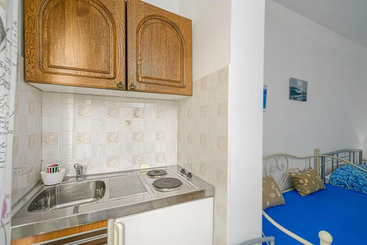 Studio Holiday Adriatic Pag Town 0*,  Horvátország
